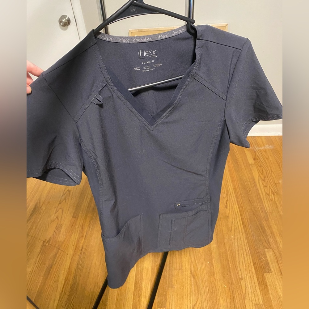 Cherokee Iflex scrub top